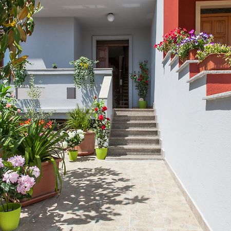 B&B Arcobaleno Donigala Fenughedu Zewnętrze zdjęcie